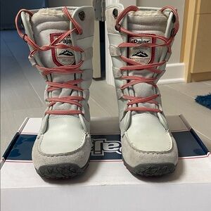 Pajar Cream Smooth Leather and Suede Red Lace-Up Boots